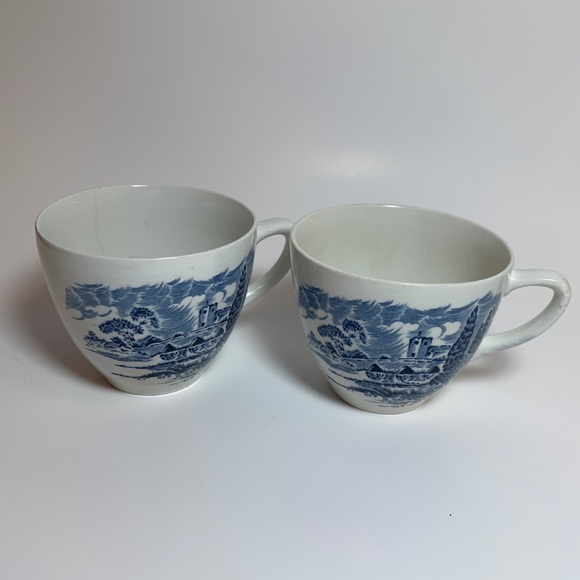 Vintage Enoch Wedgwood Tea cups and saucers - Picture 2 of 8